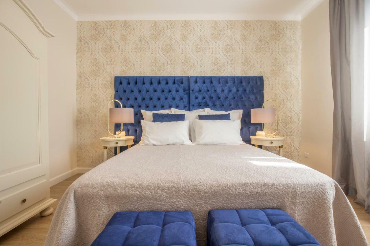 Crys: Apartments, Holiday, Business, Blu Verona Eksteriør billede